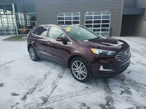 Used 2023 Ford Edge Titanium w/ Class II Trailer Tow Package image 3