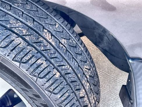 Used 2017 Honda Accord Touring image 23