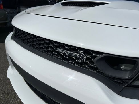 Used 2019 Dodge Charger SRT Hellcat w/ Navigation & Travel Group image 9
