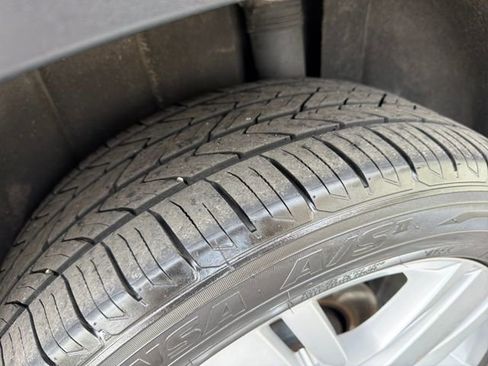 Used 2019 Volkswagen Atlas SE image 28