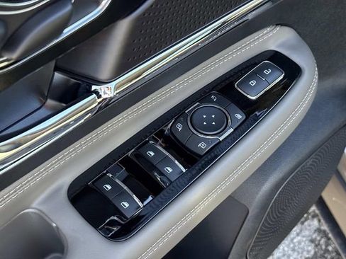 New 2026 Lincoln Corsair Premiere FWD image 22