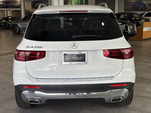 Certified 2025 Mercedes-Benz GLB 250 image 4