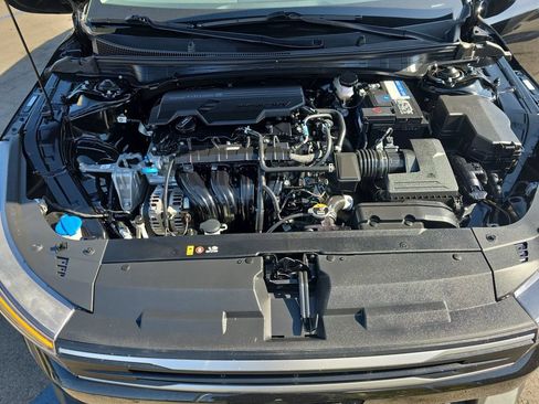 Used 2025 Kia K4 FWD image 19