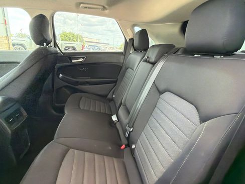Used 2015 Ford Edge SE FWD image 17