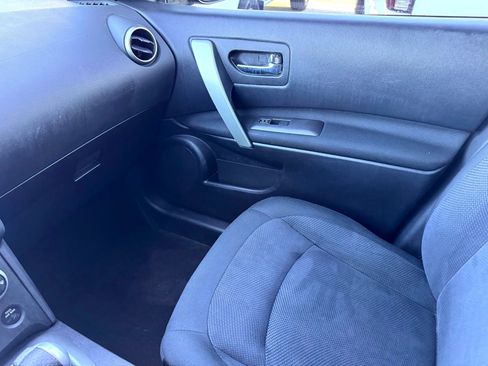 Used 2015 Nissan Rogue S w/ Convenience Package image 29