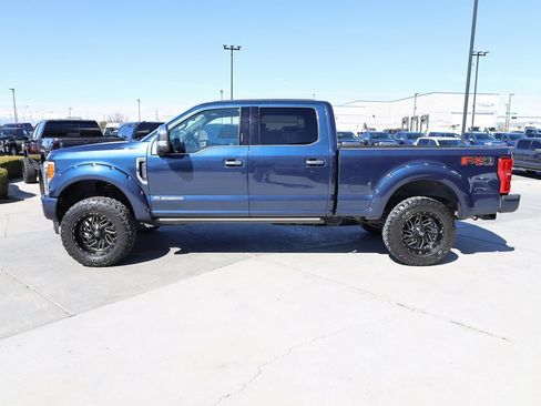Used 2019 Ford F350 Platinum w/ Platinum Ultimate Package image 3