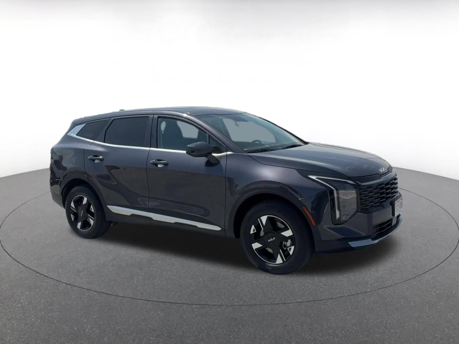 Used 2026 Kia Sportage LX AWD/4WD image 2