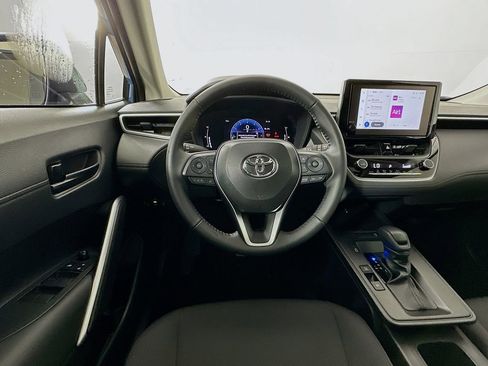 Certified 2026 Toyota Corolla Cross LE w/ Moonroof Package FWD image 22