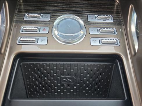 Certified 2024 Lincoln Nautilus Black Label AWD/4WD image 18