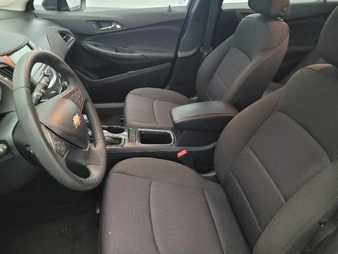 Used 2018 Chevrolet Cruze LT image 17