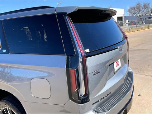 Used 2023 Cadillac Escalade Sport image 55