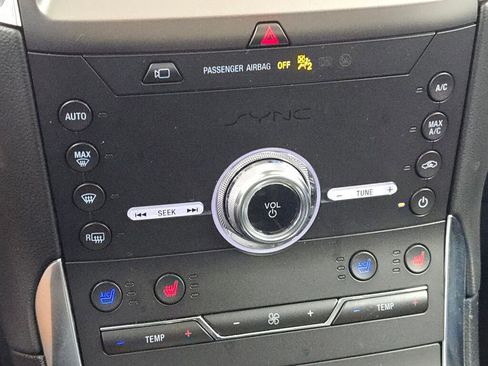 Used 2020 Ford Edge Titanium w/ Equipment Group 301A image 32