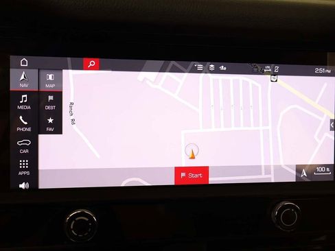 Used 2025 Porsche Macan image 48