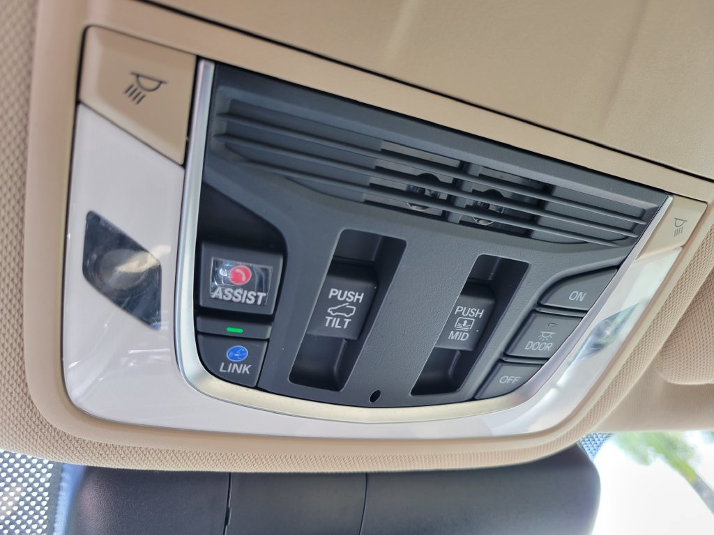 Used 2023 Acura RDX AWD image 34