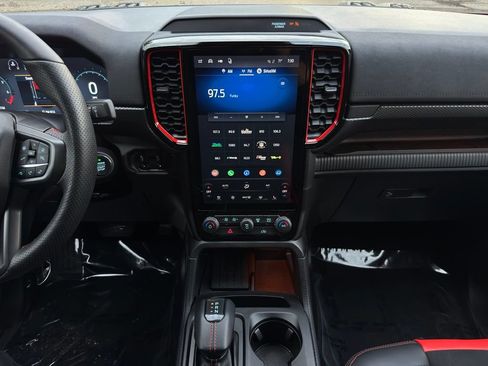Used 2025 Ford Ranger Raptor AWD/4WD image 2