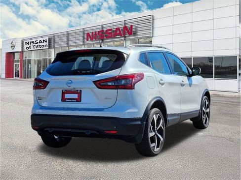 Certified 2022 Nissan Rogue Sport SL w/ Premium Package image 7
