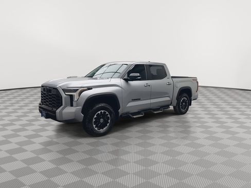 Used 2024 Toyota Tundra Limited image 38