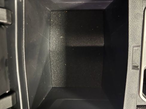 Used 2024 Toyota Tacoma TRD Off-Road image 26