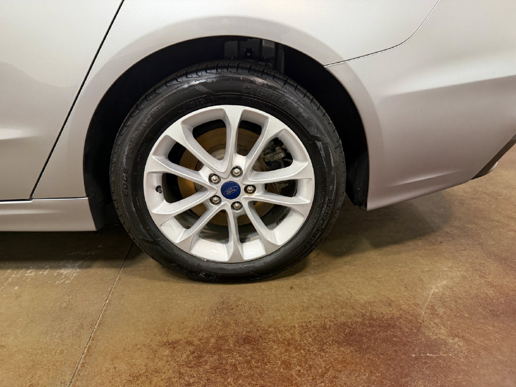 Used 2020 Ford Fusion Energi Titanium FWD image 93
