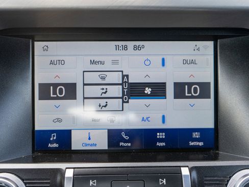 Used 2022 Ford Mustang Premium RWD image 19