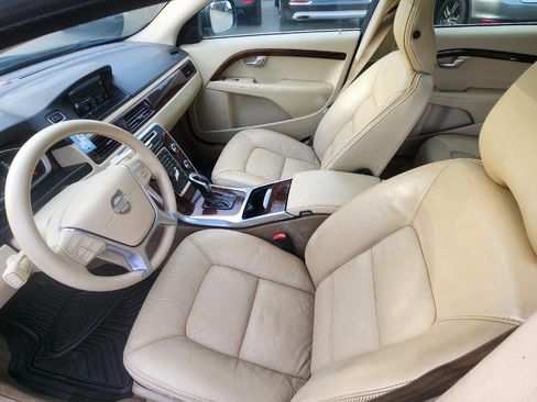 Used 2014 Volvo XC70 T6 image 29