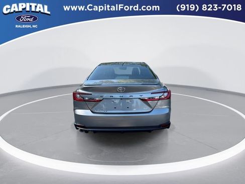 Used 2025 Toyota Camry SE FWD image 7