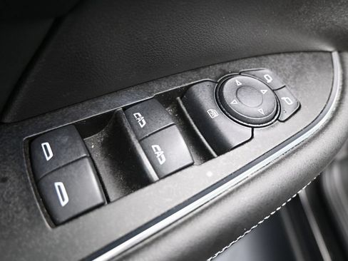 Used 2023 Buick Envision Essence w/ Sport Touring Package AWD/4WD image 11