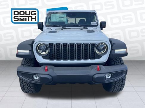 New 2025 Jeep Gladiator Rubicon w/ Convenience Group image 2