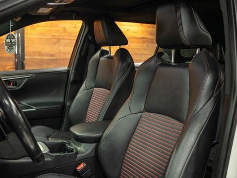 Used 2022 Toyota RAV4 XSE image 11