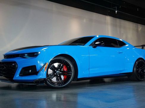 Used 2023 Chevrolet Camaro ZL1 image 94