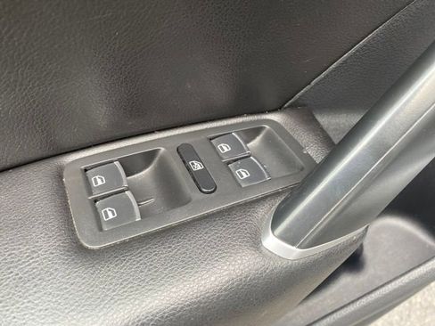 Used 2022 Volkswagen Passat 2.0T image 16