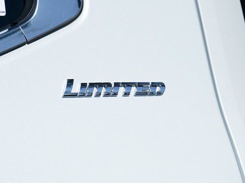 Used 2022 Toyota Tundra Limited AWD/4WD image 55
