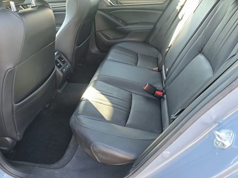Used 2022 Honda Accord Touring image 29