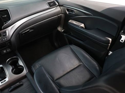 Used 2019 Honda Pilot EX-L image 25
