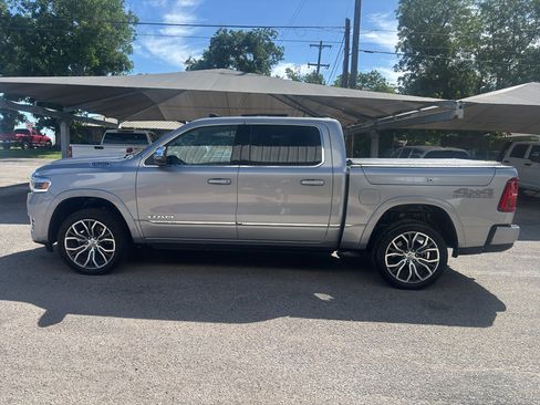 Used 2025 RAM 1500 Tungsten w/ Off Road Group AWD/4WD image 10
