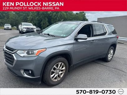 Used 2021 Chevrolet Traverse LT