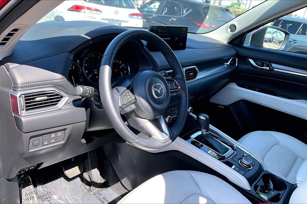 Certified 2025 MAZDA CX-5 AWD 2.5 S w/ Premium Plus Pkg image 9