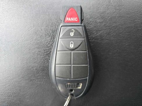 Used 2021 Jeep Cherokee Latitude AWD/4WD image 21