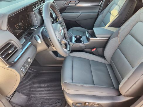 New 2026 GMC Terrain AT4 w/ Convenience Package III image 16