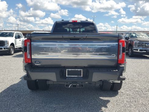 New 2026 Ford F450 Platinum w/ Platinum Plus Package image 9