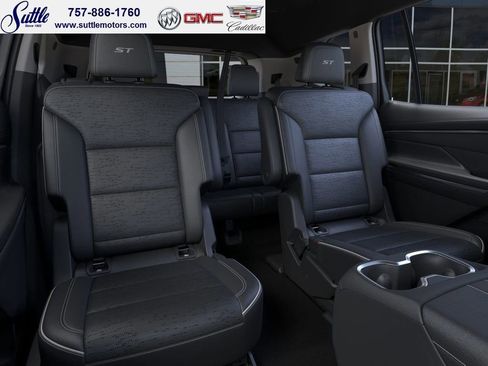 New 2026 Buick Enclave Sport Touring w/ Power Package image 17