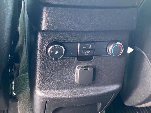 Used 2017 Ford Explorer Sport image 26