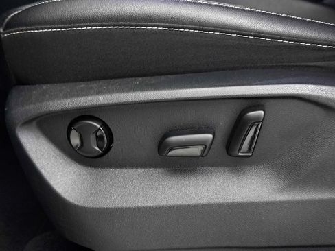 Used 2021 Volkswagen Atlas SE w/ Towing Package FWD image 24
