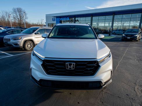 Used 2026 Honda CR-V EX image 2