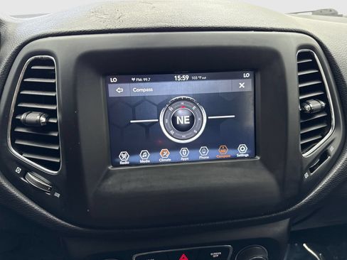 Used 2019 Jeep Compass Sport AWD/4WD image 28