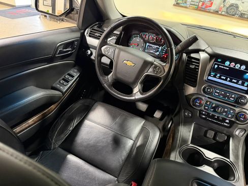 Used 2018 Chevrolet Suburban LT AWD/4WD image 57