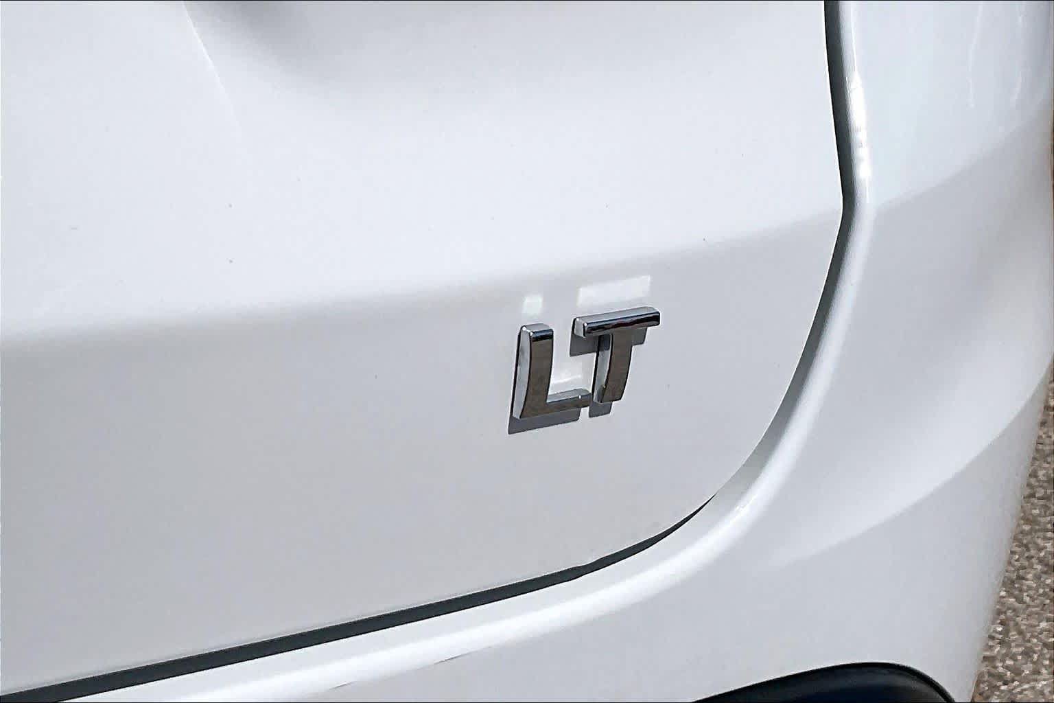 Used 2024 Chevrolet Trax LT w/ Driver Confidence Package FWD image 10