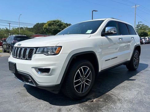 Used 2019 Jeep Grand Cherokee Limited AWD/4WD image 4
