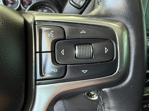 Used 2020 Chevrolet Silverado 1500 LT Trail Boss w/ Midnight Edition AWD/4WD image 24