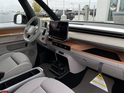 New 2025 Volkswagen ID. Buzz 1st Edition image 20